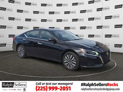 Used 2025 Nissan Altima 2.5 SV