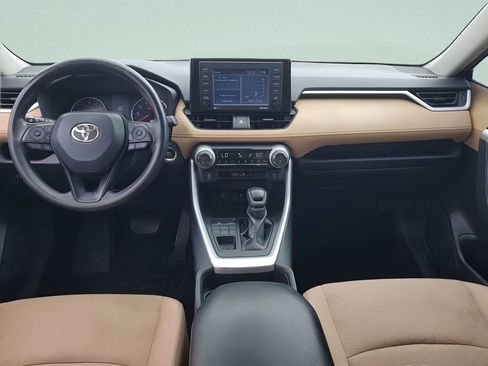 Used 2021 Toyota RAV4 XLE image 24