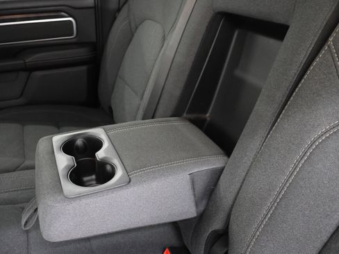 Used 2022 RAM 1500 Big Horn AWD/4WD image 33