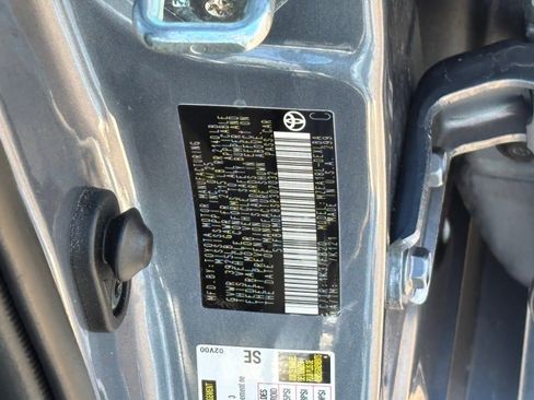 Used 2025 Toyota Corolla LE image 27