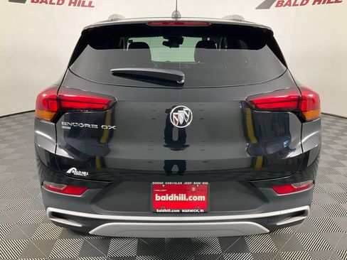 Used 2021 Buick Encore GX Select image 5