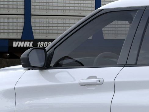 New 2026 Ford Explorer Active image 22