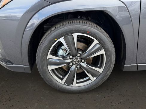 New 2026 Lexus UX 300h AWD image 23