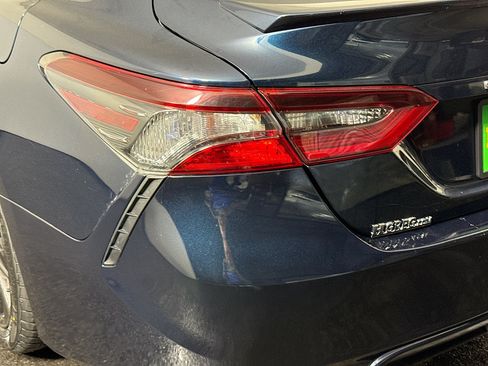Used 2021 Toyota Camry SE FWD image 35