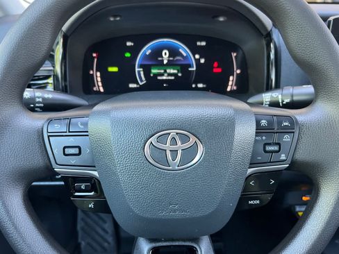 Certified 2025 Toyota Camry LE w/ Convenience Package FWD image 24