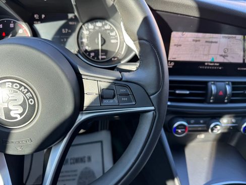 Used 2018 Alfa Romeo Giulia Ti Sport w/ Quick Order Package 22U Sport image 27