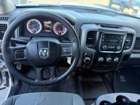 Used 2015 RAM 1500 Tradesman w/ Popular Equipment Group AWD/4WD image 9