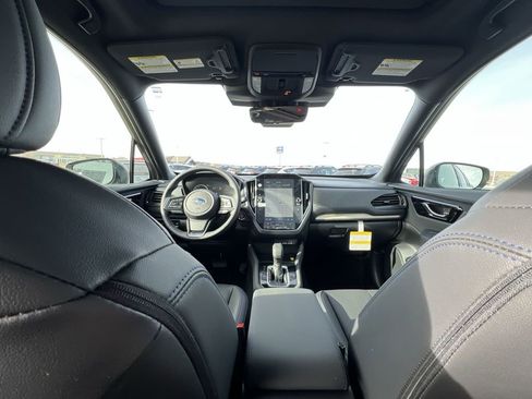 Used 2025 Subaru Forester Limited image 21