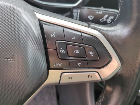 Used 2023 Volkswagen Jetta SE image 19