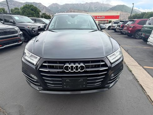 Used 2020 Audi Q5 e Premium Plus w/ Premium Plus Package AWD/4WD image 9
