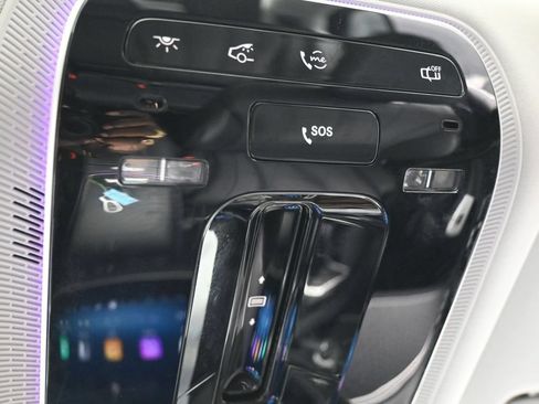 Used 2025 Mercedes-Benz E 350 Sedan image 28