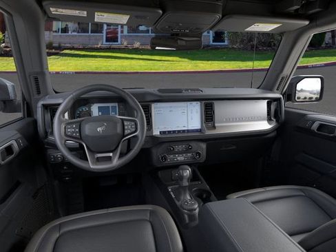 New 2025 Ford Bronco Outer Banks image 9