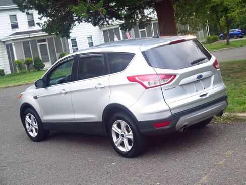 Used 2016 Ford Escape SE FWD image 23