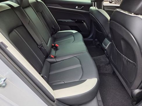 Used 2025 Kia K5 GT-Line w/ GT-Line Premium Package FWD image 17