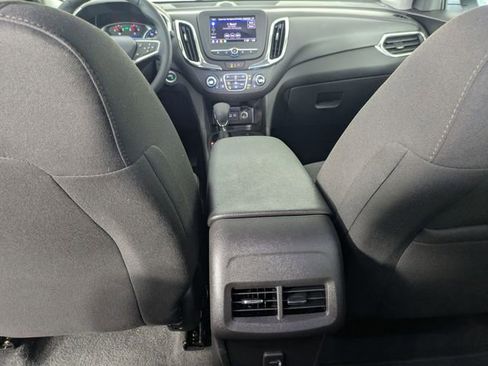 Certified 2024 Chevrolet Equinox LT FWD image 26