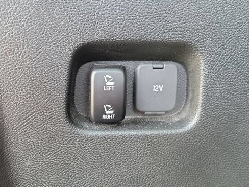 Used 2023 Ford Edge SEL AWD/4WD image 8