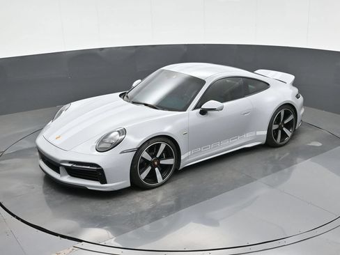 Used 2023 Porsche 911 Sport Classic RWD image 26