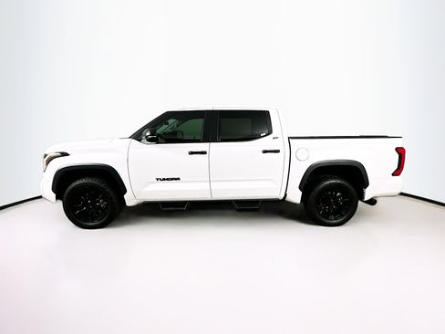 Used 2024 Toyota Tundra SR5 image 4