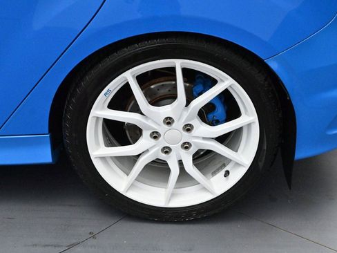 Used 2016 Ford Focus RS AWD/4WD image 37