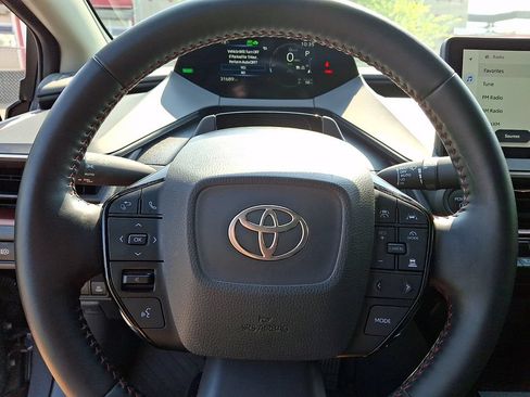 Used 2024 Toyota Prius Prime FWD image 21