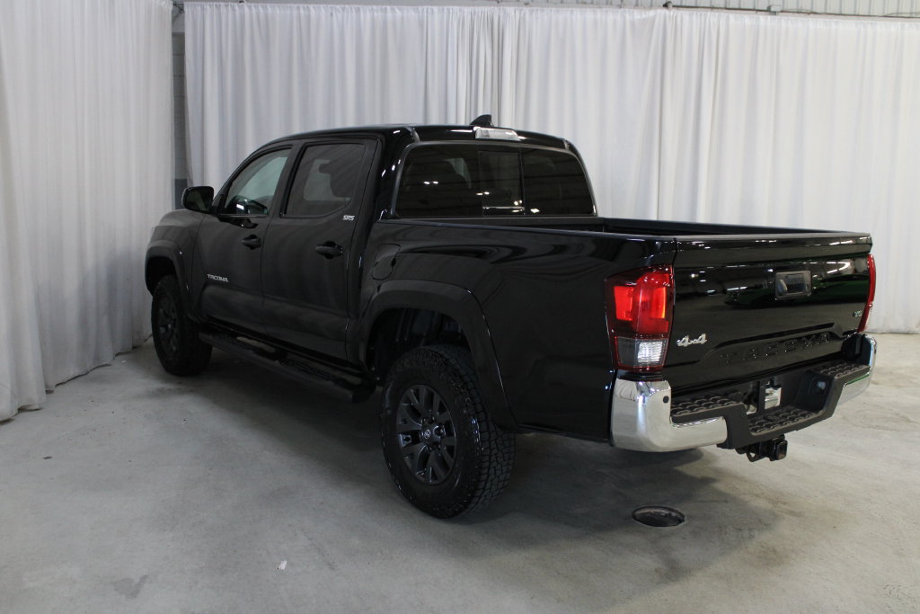 Used 2023 Toyota Tacoma SR5 AWD/4WD image 30