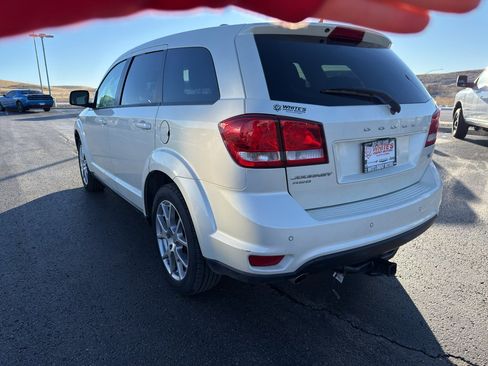 Used 2014 Dodge Journey R/T w/ Flexible Seating Group image 7