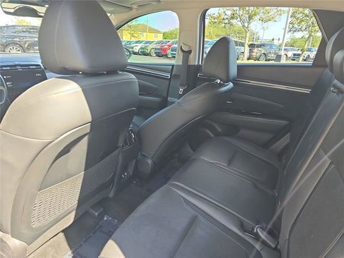 Used 2022 Hyundai Tucson Limited FWD image 10
