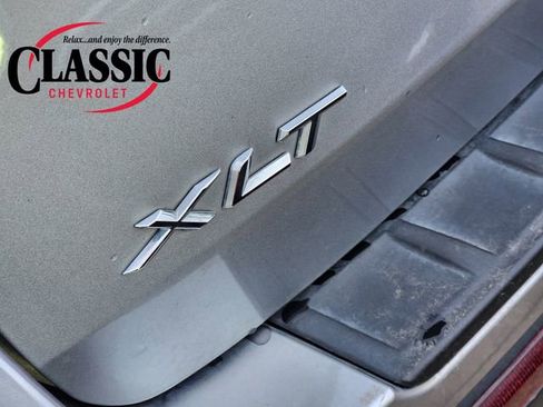 Used 2023 Ford Explorer XLT image 13