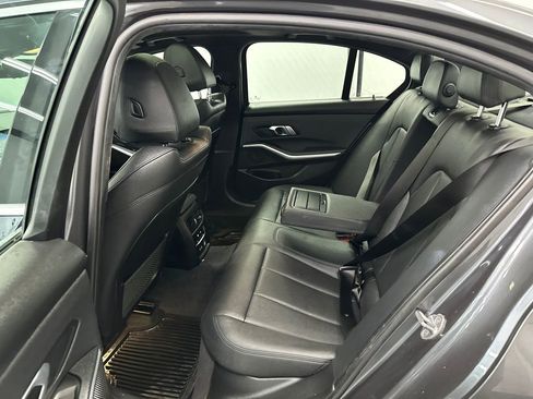 Used 2019 BMW 330i Sedan w/ Convenience Package RWD image 21