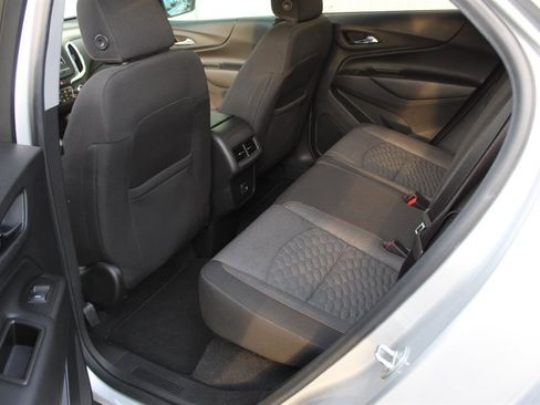 Used 2020 Chevrolet Equinox LT image 7