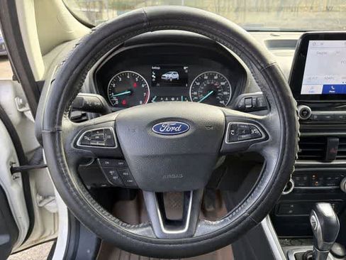 Used 2020 Ford EcoSport SE image 8