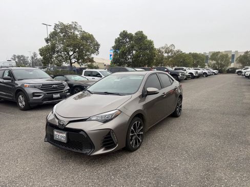 Used 2018 Toyota Corolla SE w/ Protection Package FWD image 1