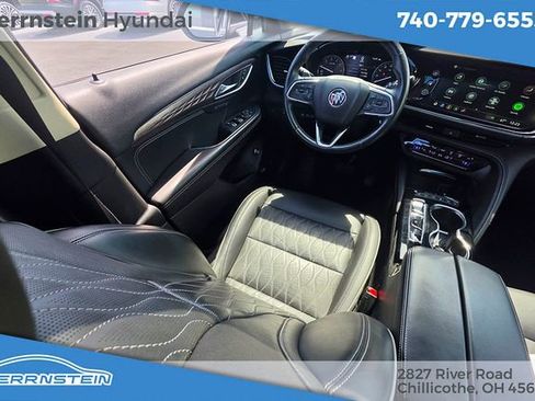 Used 2022 Buick Envision Avenir w/ Technology Package II AWD/4WD image 10