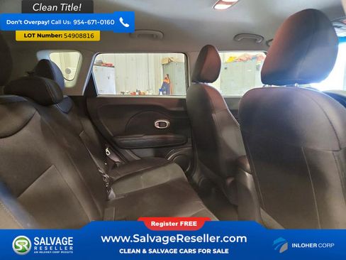 Used 2016 Kia Soul w/ Option Group 020 FWD image 15