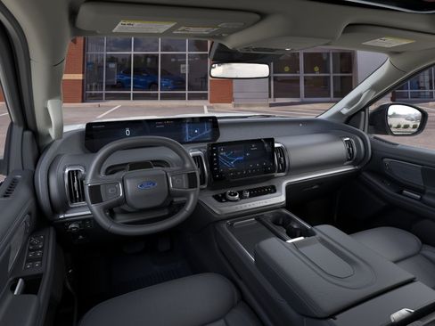 New 2026 Ford Expedition Platinum w/ Driver's Package AWD/4WD image 9