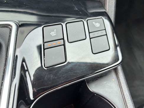 Used 2024 Kia Sportage EX AWD/4WD image 25