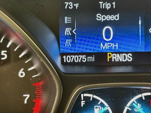 Used 2017 Ford Escape SE AWD/4WD image 19