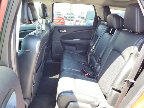 Used 2020 Dodge Journey Crossroad w/ Popular Equipment Group FWD image 13