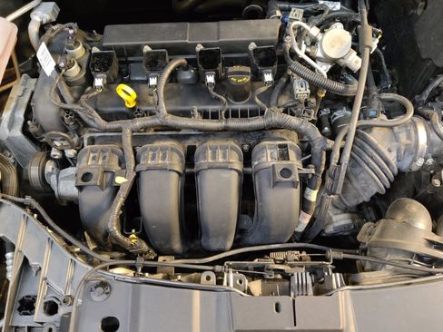 Used 2018 Ford Focus SE FWD image 30