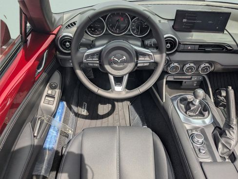 New 2026 MAZDA MX-5 Miata Grand Touring RWD image 18