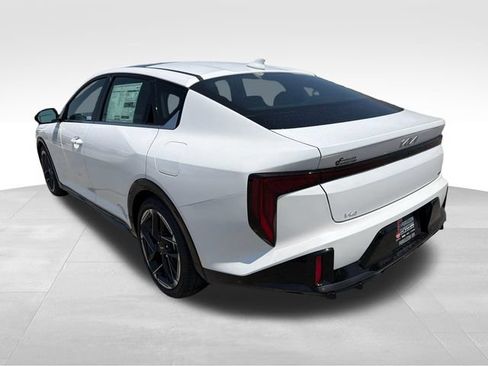 New 2026 Kia K4 GT-Line w/ GT-Line Premium Package FWD image 5