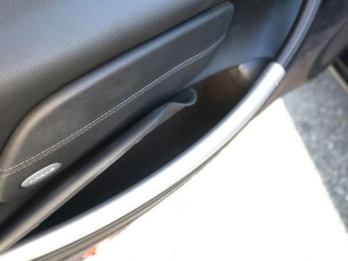 Used 2004 Porsche Boxster S image 17