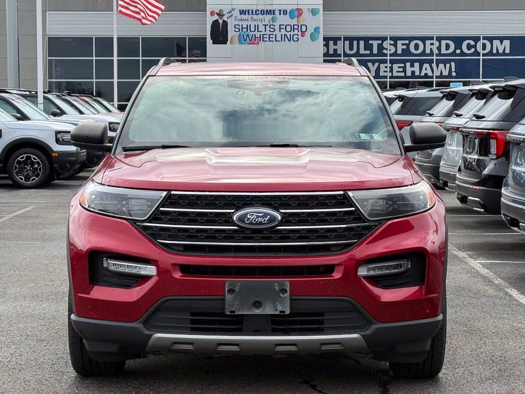 Used 2020 Ford Explorer XLT w/ Equipment Group 202A AWD/4WD image 21