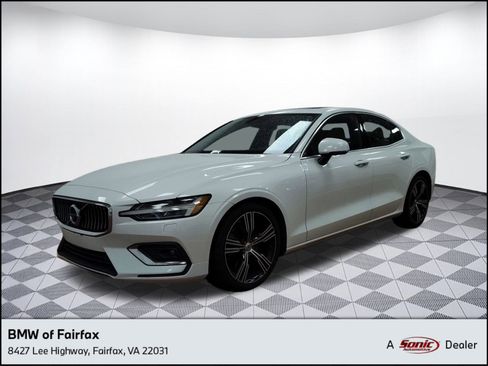 Used 2019 Volvo S60 T6 Inscription image 1