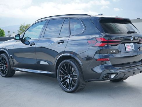 New 2026 BMW X5 sDrive40i w/ M Sport Package image 7