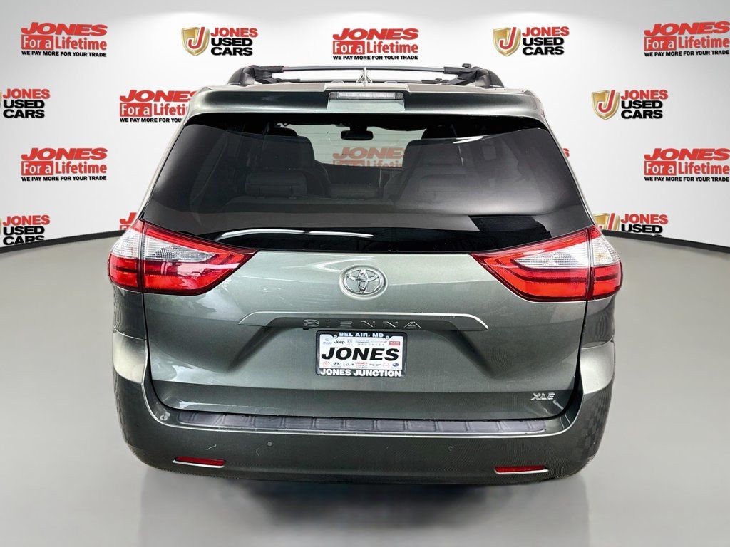 Certified 2020 Toyota Sienna XLE w/ XLE Navigation Package FWD image 18