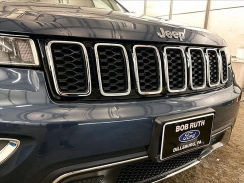 Used 2021 Jeep Grand Cherokee Limited AWD/4WD image 29