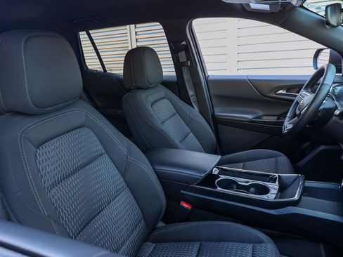 Used 2025 Chevrolet Equinox LT image 21