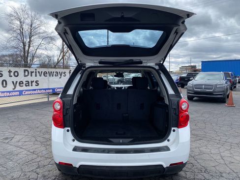 Used 2015 Chevrolet Equinox LS image 3