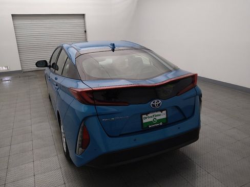 Used 2018 Toyota Prius Prime Advanced FWD image 6